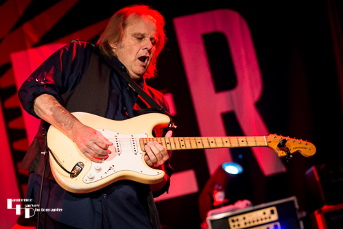 Walter Trout on vocals & guitar