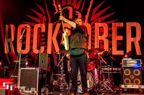Walter Trout on vocals & guitar