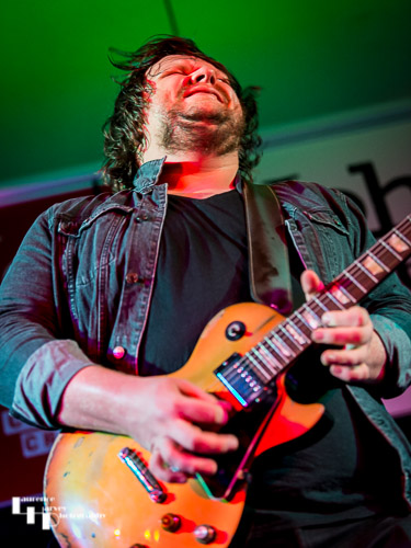 Matt Long on guitar & vocals