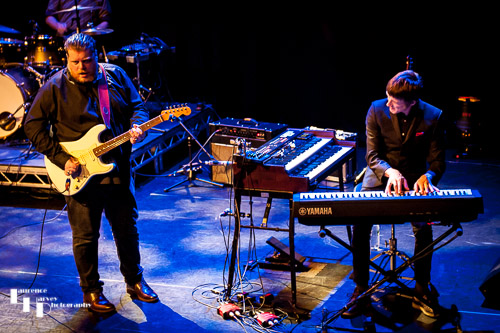 Danny Bryant on guitar & vocals & Stevie Watts on keys