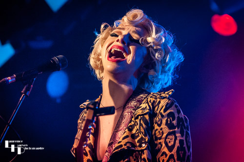 Samantha Fish on vocals & guitar