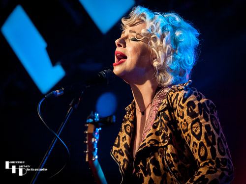 Samantha Fish on vocals & guitar