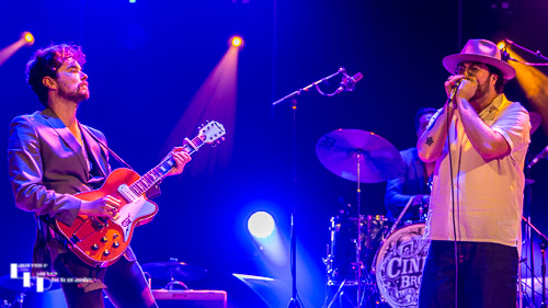 Marco Cinelli on guitar & Tom Julian-Jones on harmonica