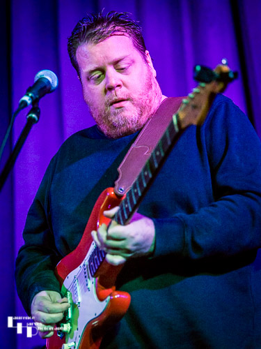 Danny Bryant on guitar & vocals