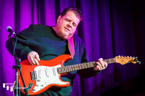 Danny Bryant on guitar & vocals