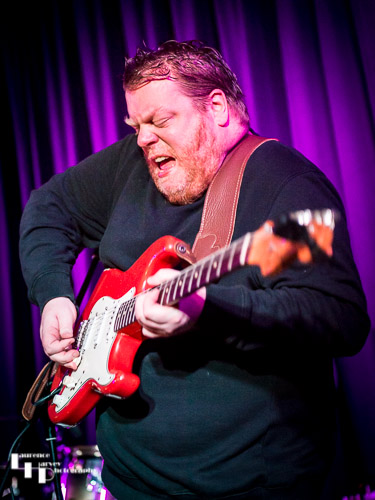 Danny Bryant on guitar & vocals