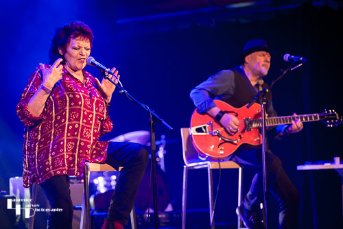 Dana Gillespie on vocals