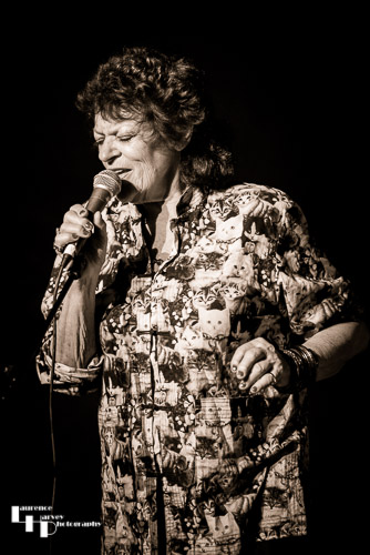Dana Gillespie on vocals