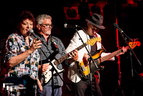 Dana Gillespie on vocals, Hugh Gregory on guitar & Joe Bernard on bass