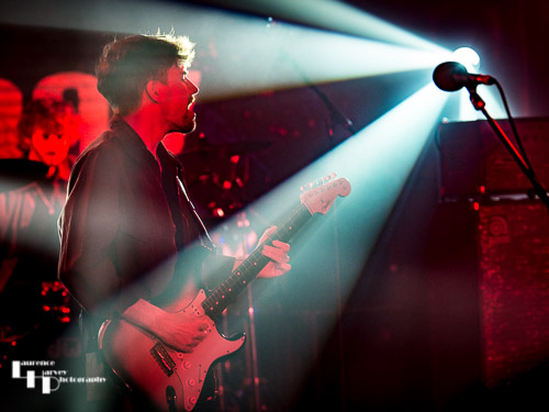 Félix Rabin on vocals & guitar