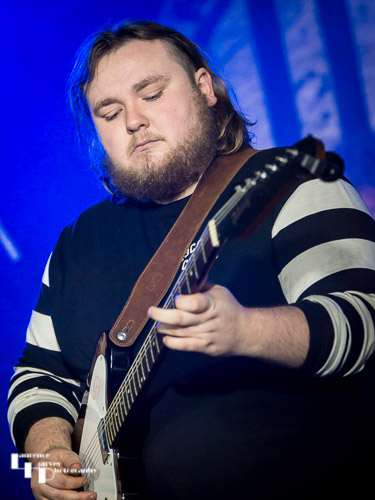 Southbound: Elliot Stout on guitar
