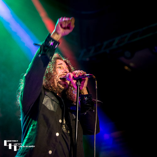Paul Manzi on vocals