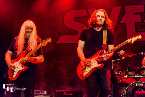 Andy Scott & Tom Cory on guitars
