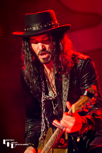 Troy Redfern on guitar & vocals