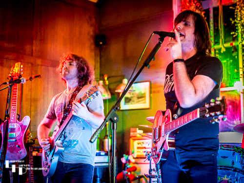 Chris Ready on vocals & guitar, James Ready on lead guitar