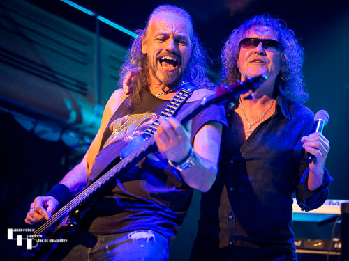 Darren Wharton on vocals & Nigel Clutterbuck on bass