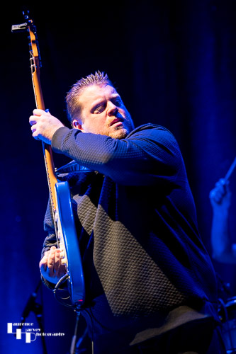 Danny Bryant on guitar & vocals