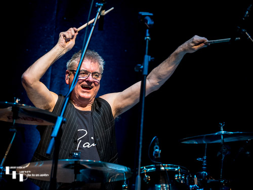 Dave Raeburn on drums