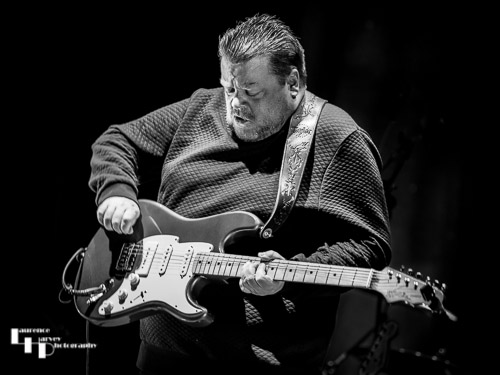 Danny Bryant on guitar & vocals