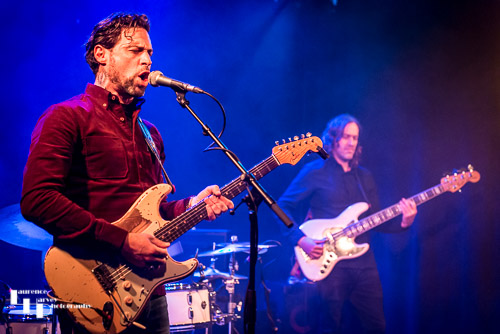 Dan Patlansky on vocals & guitar, Tom Swann on bass