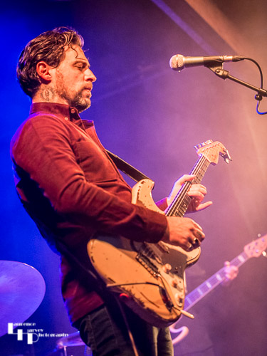 Dan Patlansky on vocals & guitar