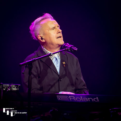 Howard Jones on vocals & keys