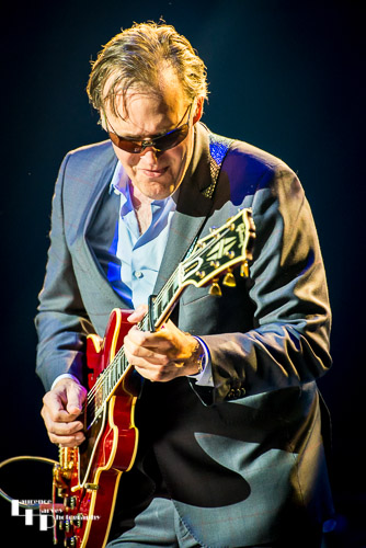 Joe Bonamassa on vocals & guitar
