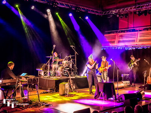 Jo Harman & her band on stage at The Apex