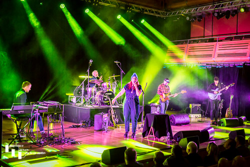 Jo Harman & her band on stage at The Apex