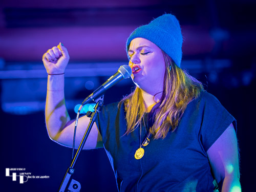Jo Harman on vocals