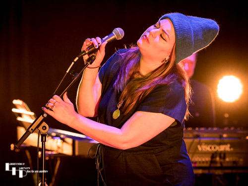 Jo Harman on vocals