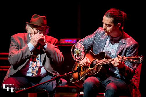 Support act - Kelvin Davies on vocals & guitar, Gary Jones on harmonica