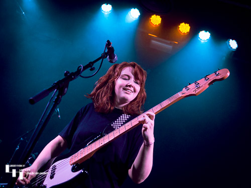 Maddie Soan on bass & vocals