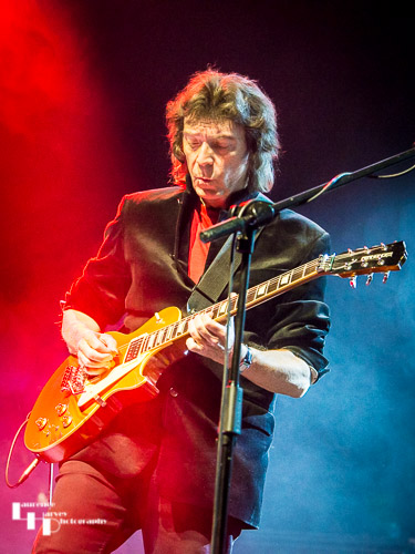 Steve Hackett on guitar
