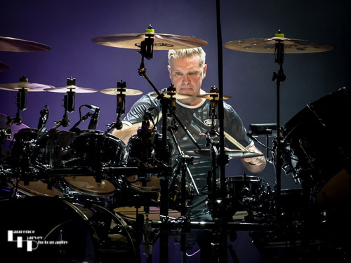 Craig Blundell on drums