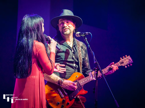 Grace Bond on vocals, Aaron Bond on guitar & vocals