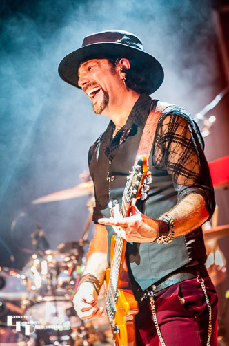 Aaron Bond on guitar