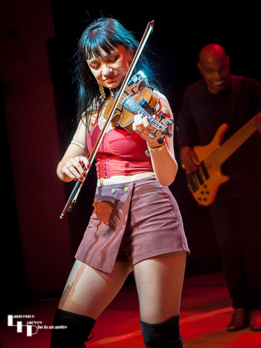 Grace Bond on fiddle
