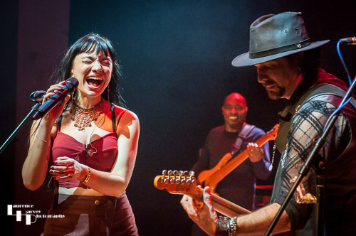 Grace Bond on vocals, Aaron Bond on guitar & vocals