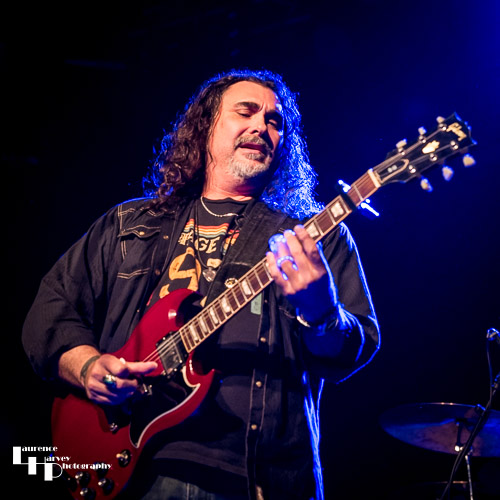 Alastair Greene on vocals & guitar