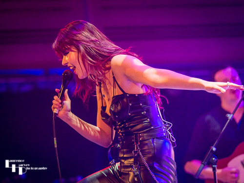 Bastette - Caroline Kenyon on vocals