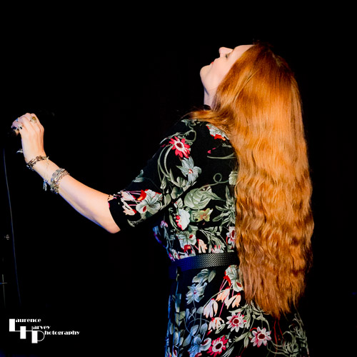 Lindsey Bonnick on vocals