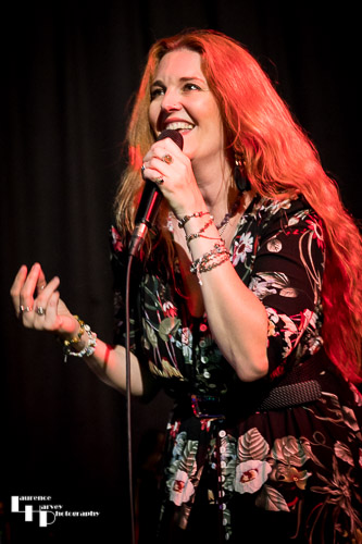 Lindsey Bonnick on vocals