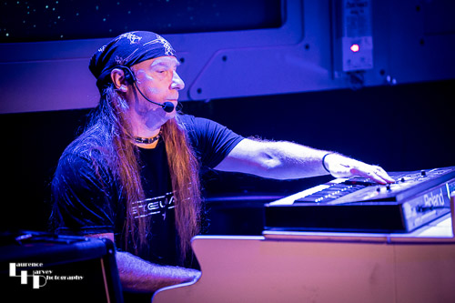Andy Stewart on piano