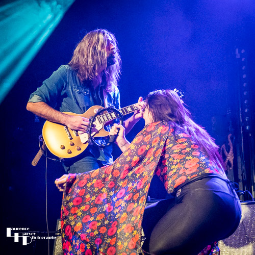 Caitlin Krisko on vocals & Aaron Austin on guitar
