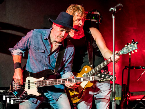 Ian Cook on vocals, Rob Scholes on bass