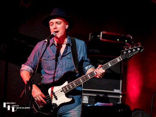 Rob Scholes on bass