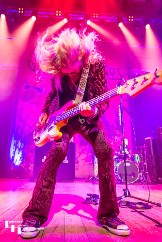 Glenn Hughes on vocals & bass