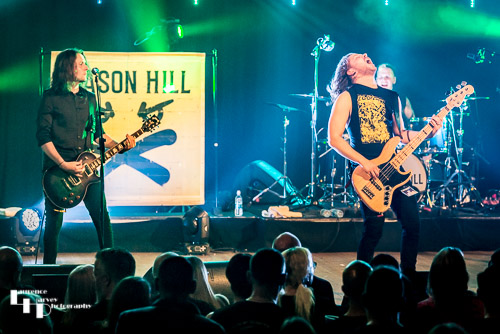 Mason Hill - Matthew Ward on bass & James Bird on guitar