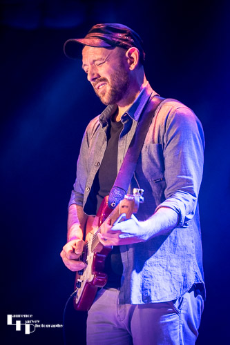 Carter Arrington on guitar